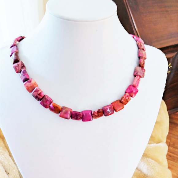 Jasper Semi Precious Necklace Hot Raspberry Pink - Picture 1 of 8